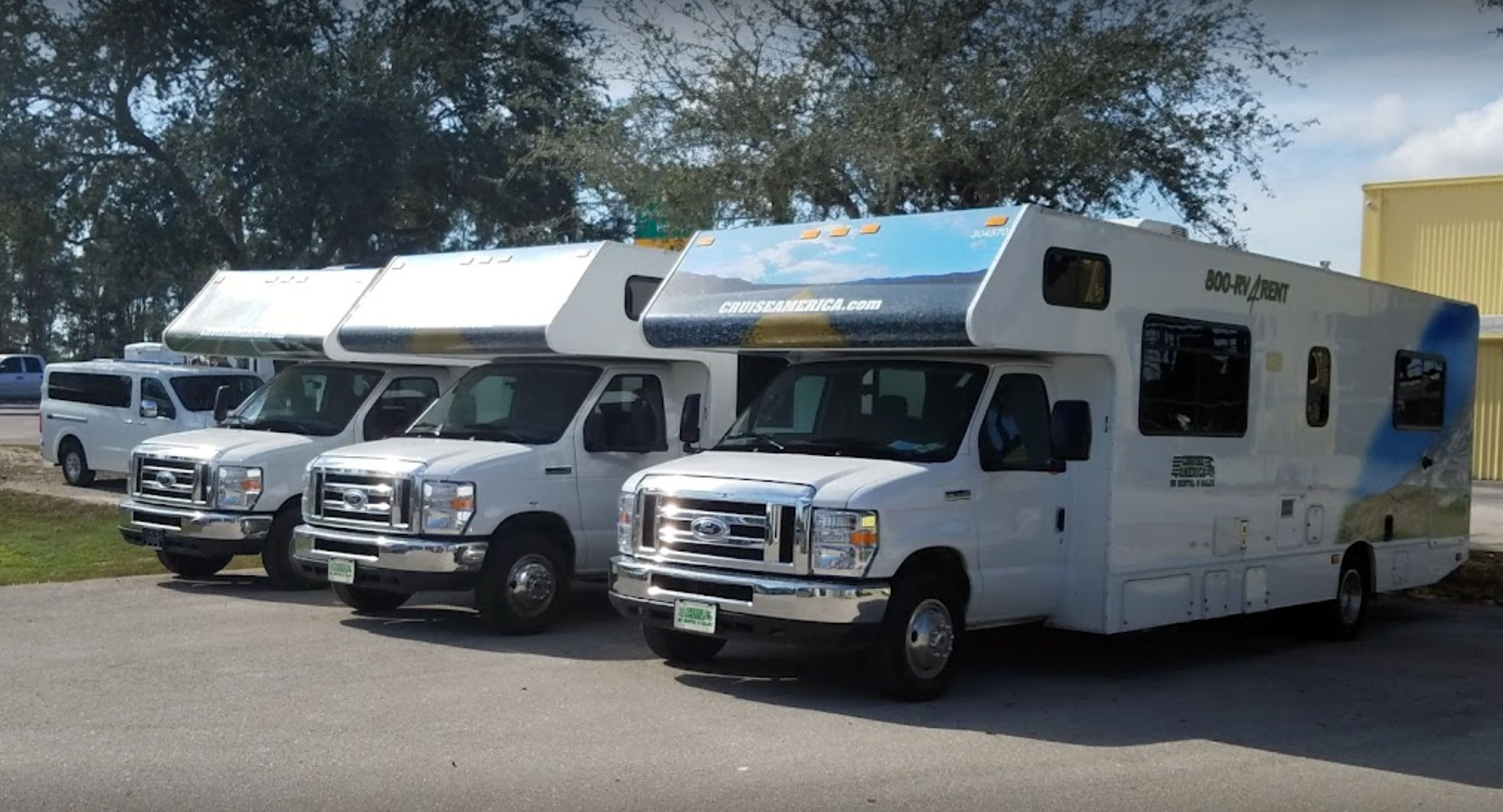 Cruise America Motorhome Rentals at Ro-Lin Rentals of Fort Myers